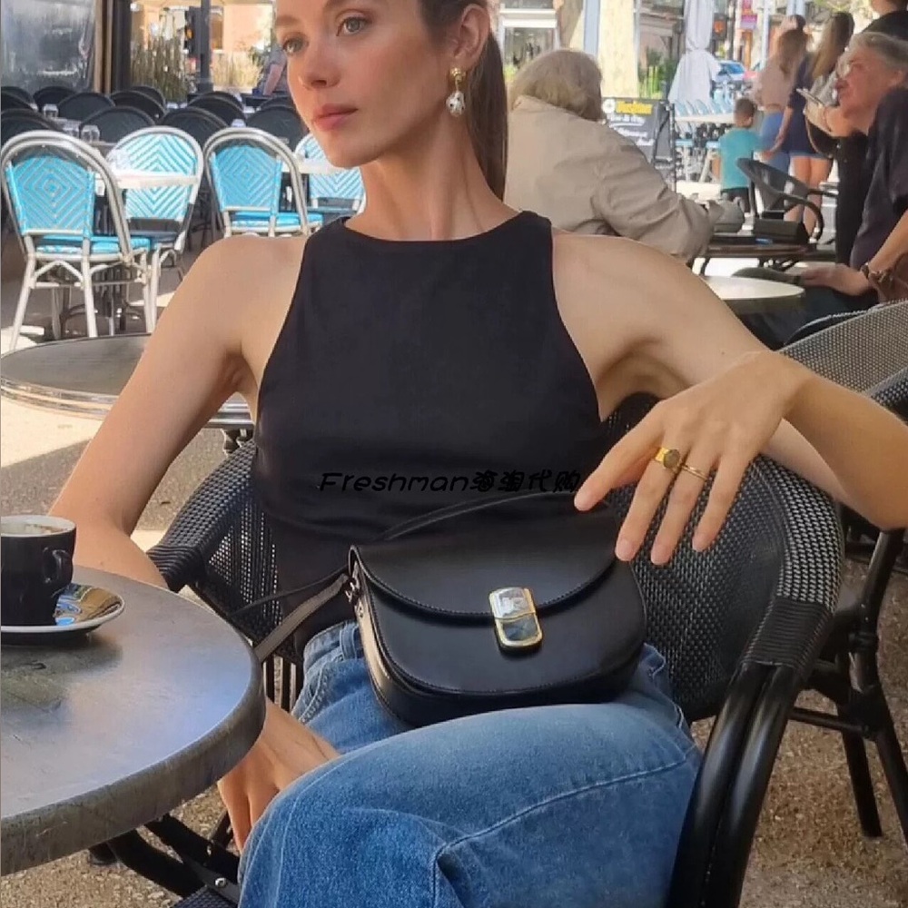 Sezane CLAUDE BAG in black - Picture 2 of 8